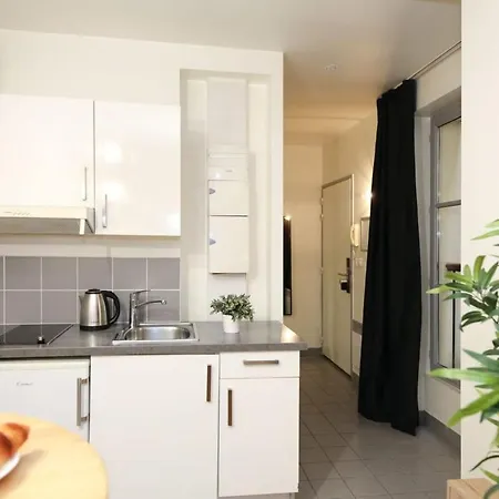 101 - Confortable Avec Kitchenette 5 Appartement Parijs
